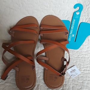 Brown chestnut color strappy sandals New**(No box)